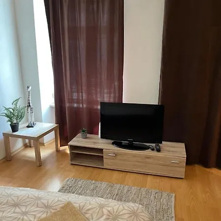 Dh Duomo Iv Apartment *